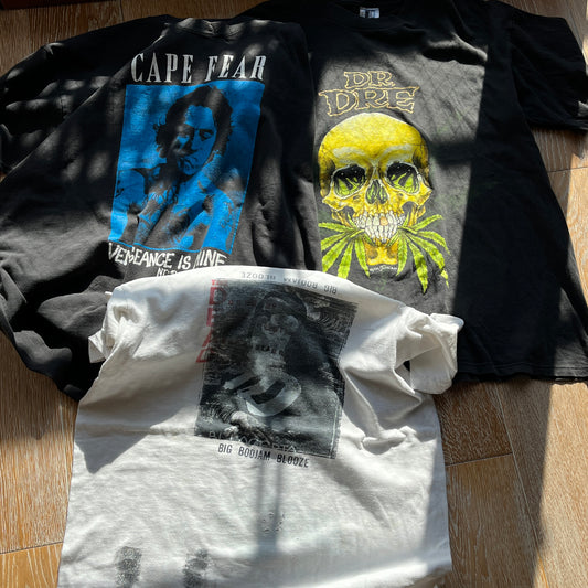 Tシャツは真冬にも買うべきか否か