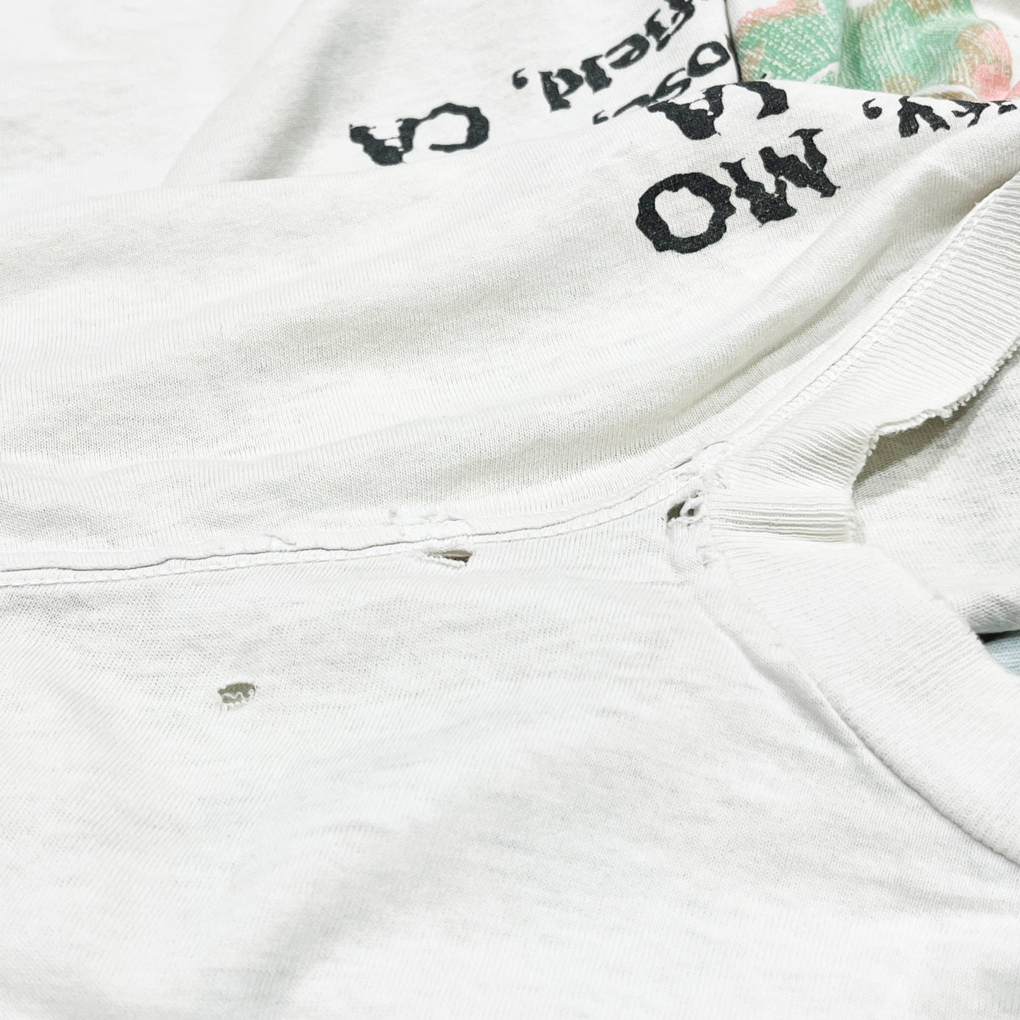 90's Tultex Lollapalooza T Size (L)