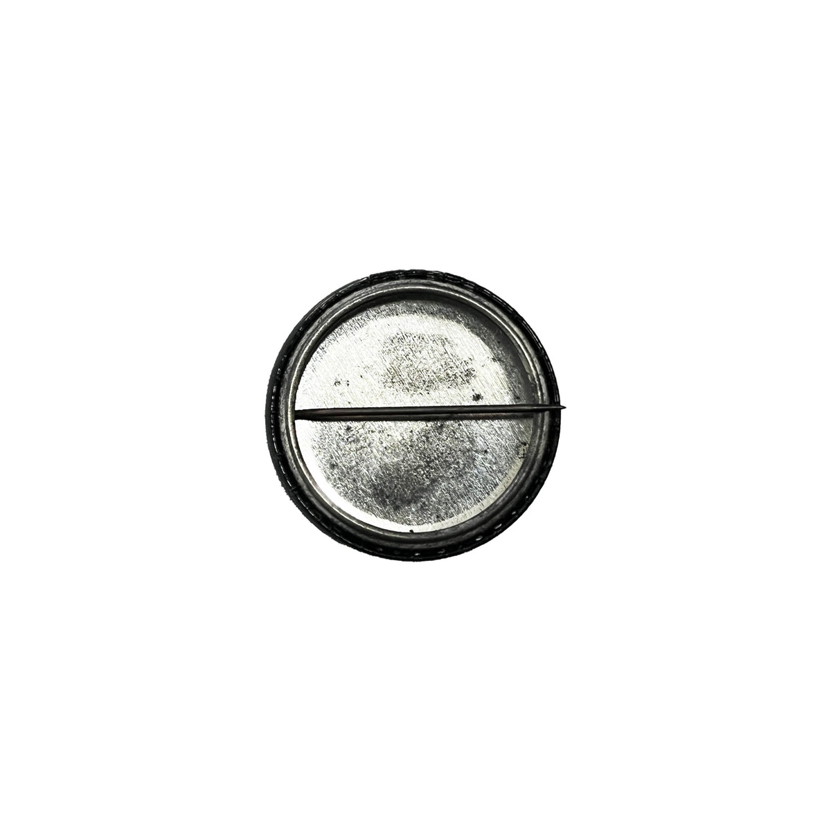 The Beatles メンバーPhoto Badge 背面 金属製バック ピン留め具 黒い縁取り
