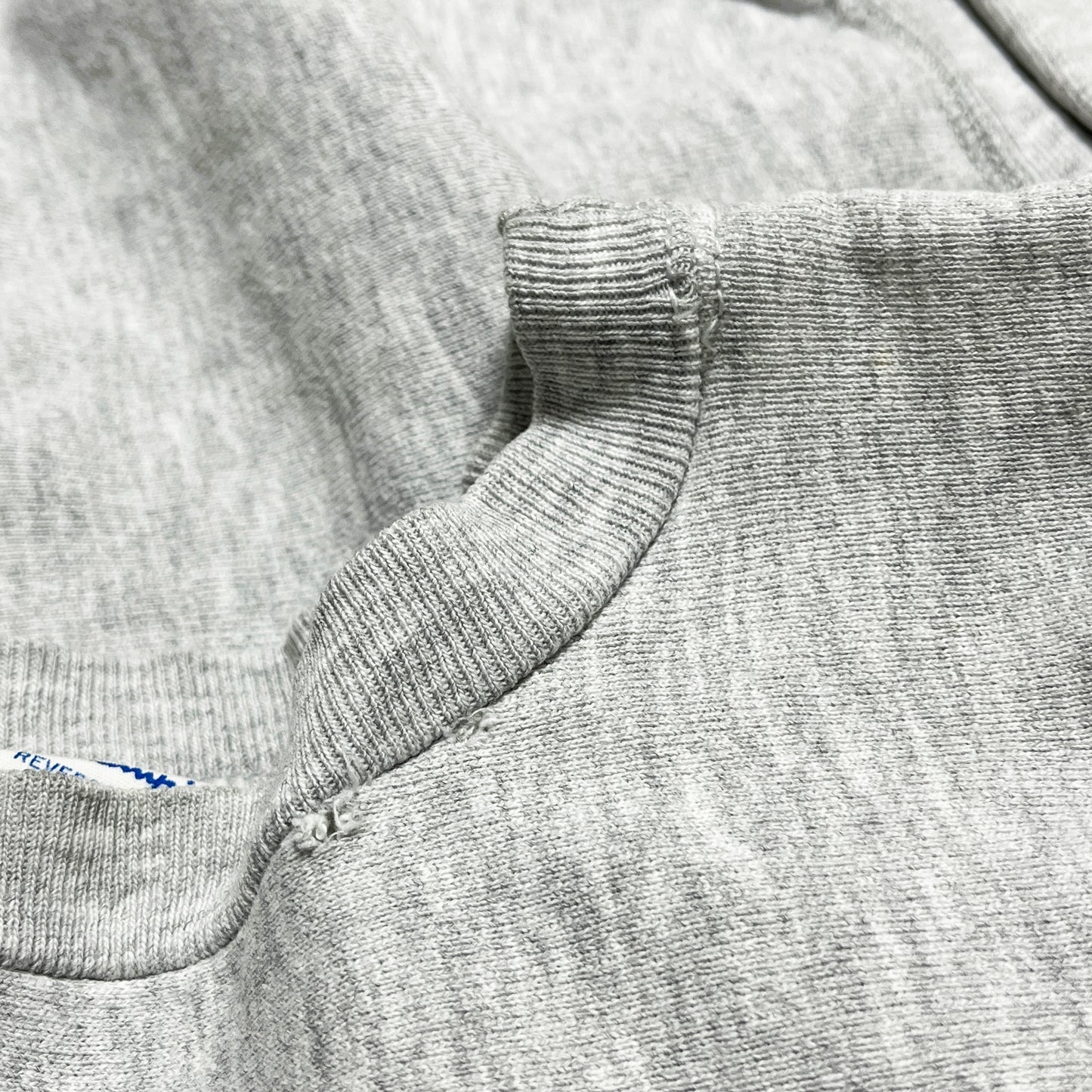 80's Champion R/W "TEMPLE" 目付き プリントあり Size (XL)