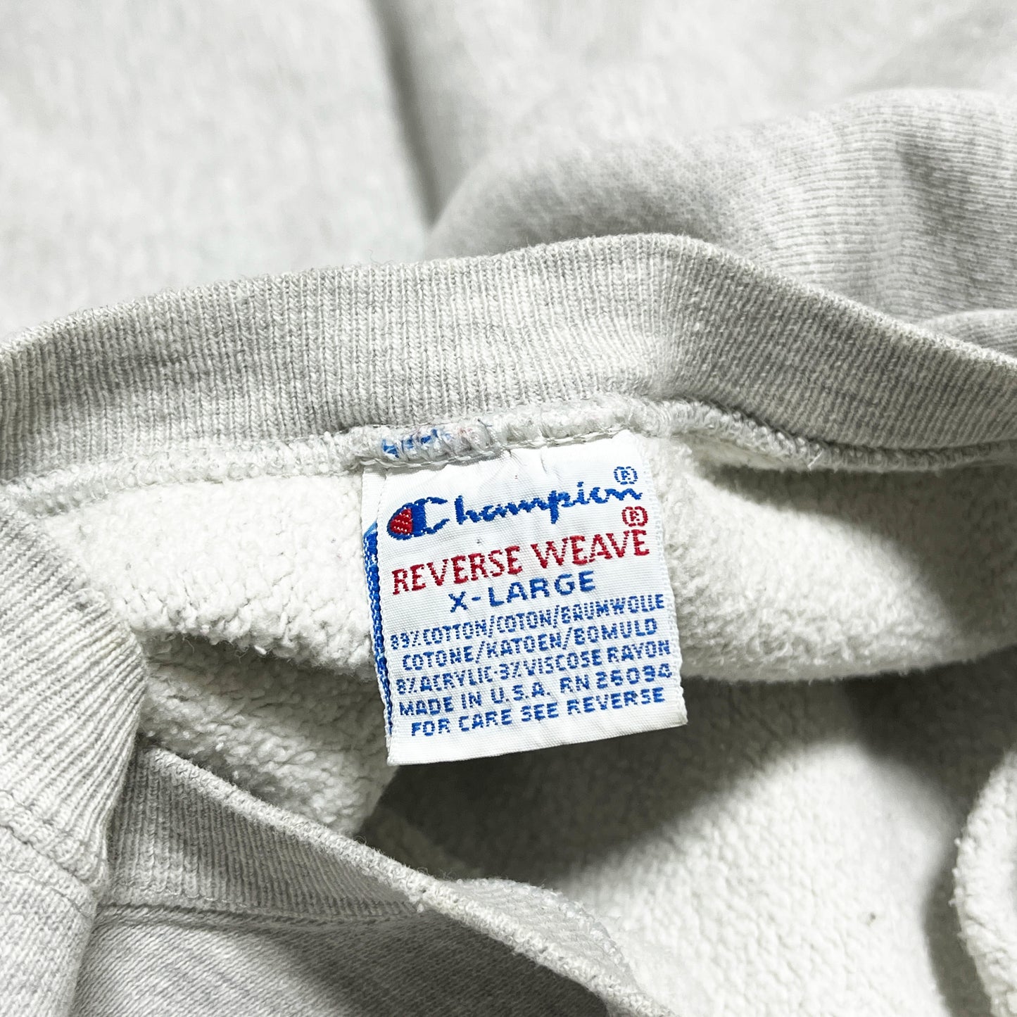 90's Champion R/W Old English 3段染み込み Size (XL)