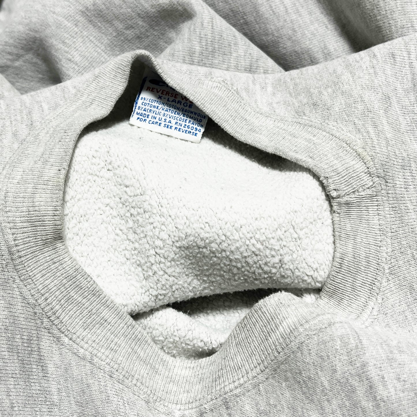 90's Champion R/W Old English 3段染み込み Size (XL)