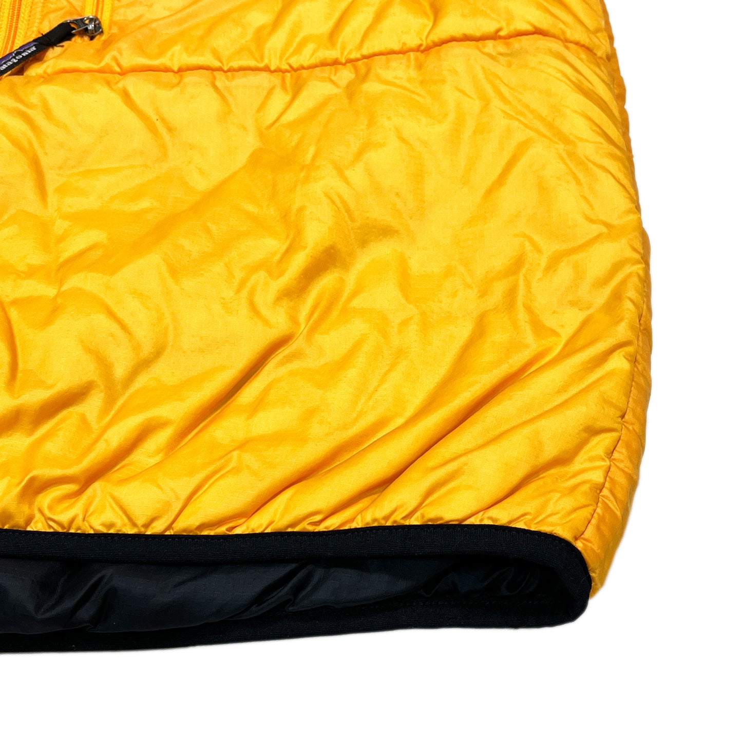 00s Patagonia Puffball Vest バターナッツ M ディテール 黄色の素材 黒い襟 黒い裾