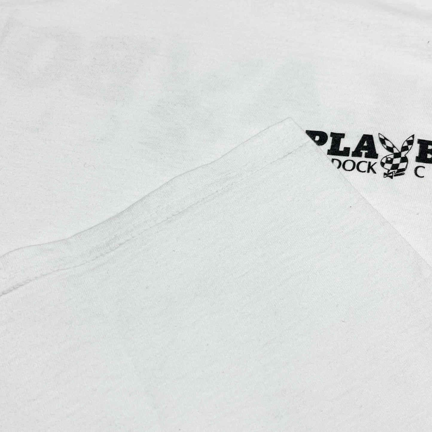 00s Hanes PLAYBOY T "PADDOCK CLUB" XL ディテール PLAYBOY PADDOCK CLUBロゴの拡大