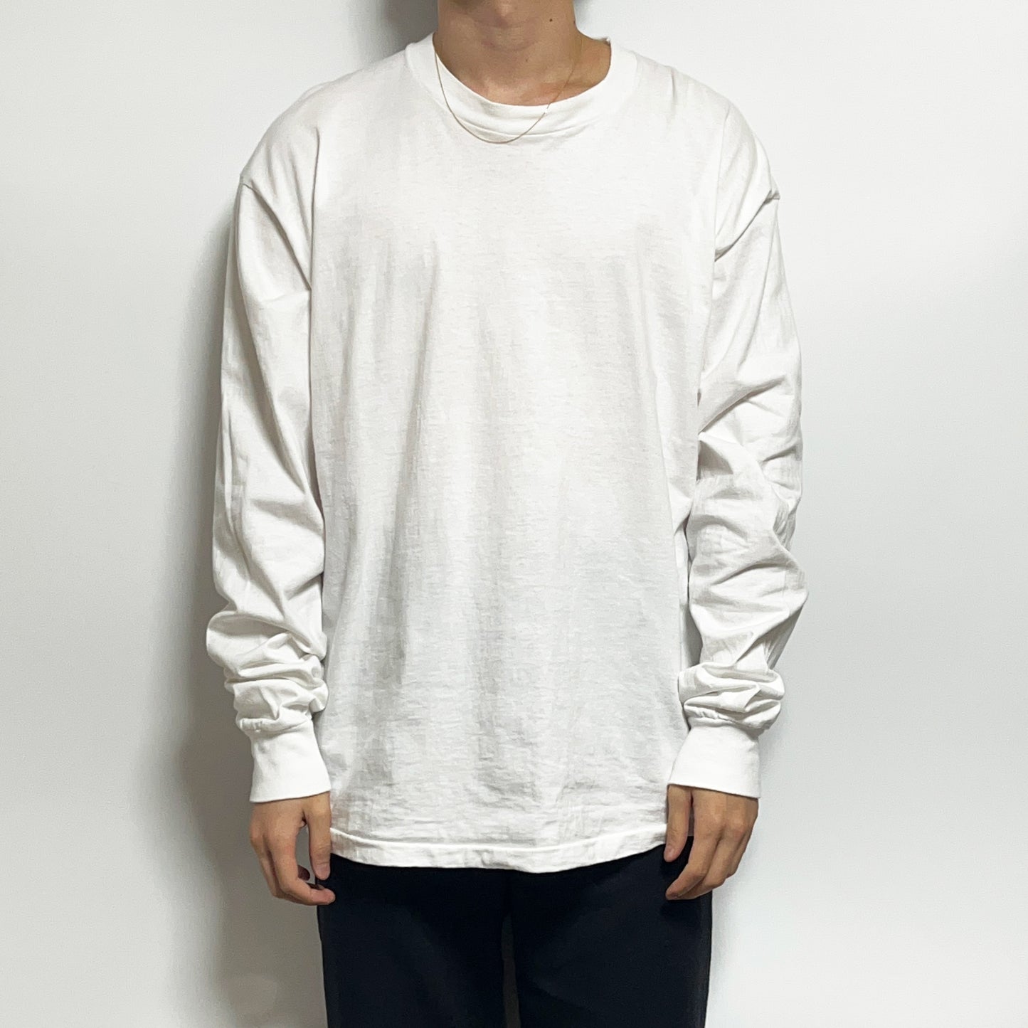 90's FRUIT OF THE LOOM L/S Blank T Size (XL)