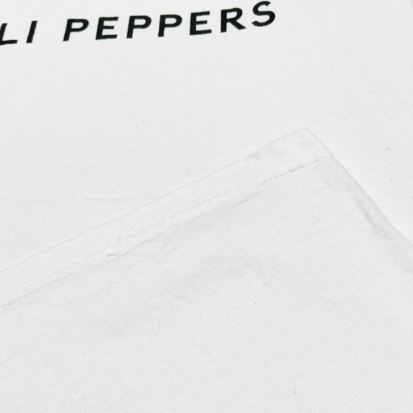 10's FRUIT OF THE LOOM Red Hot Chili Peppers T Size (L)