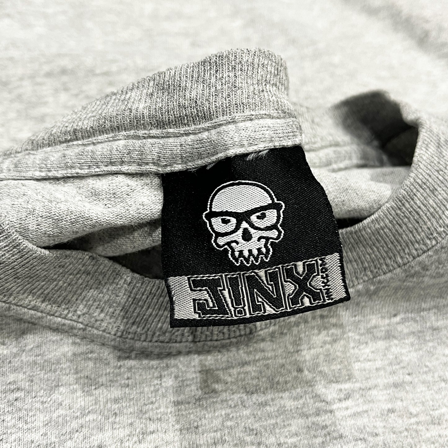 00's JINX AEON FLUX T Size (XL)