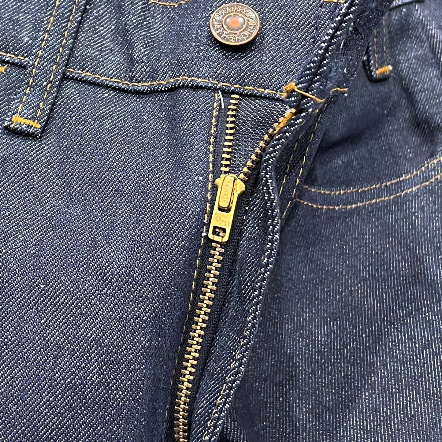 70's LEVI'S 646 Size (W33 L36) DEAD
