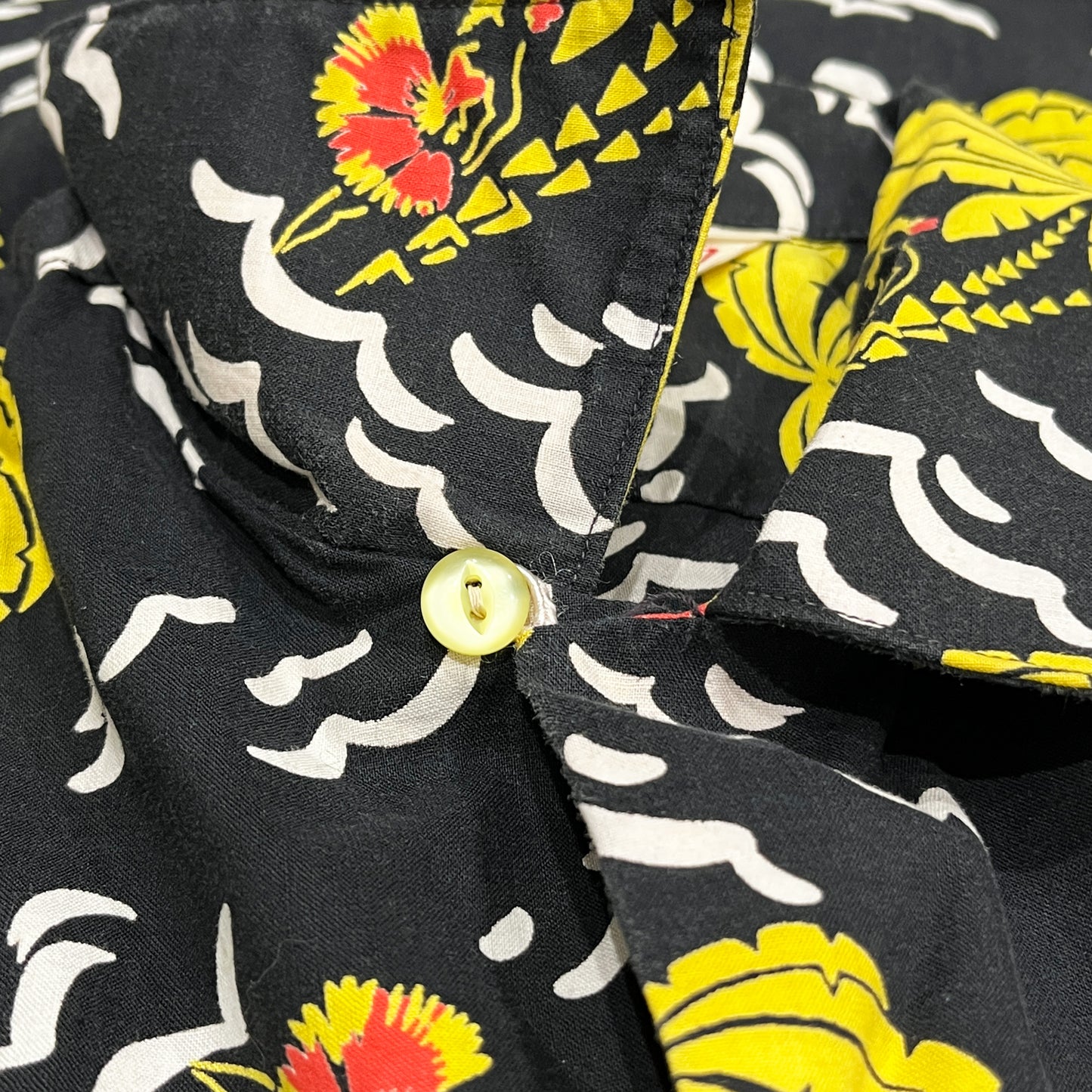 60's Revelation Cotton Hawaiian SH Size (M)