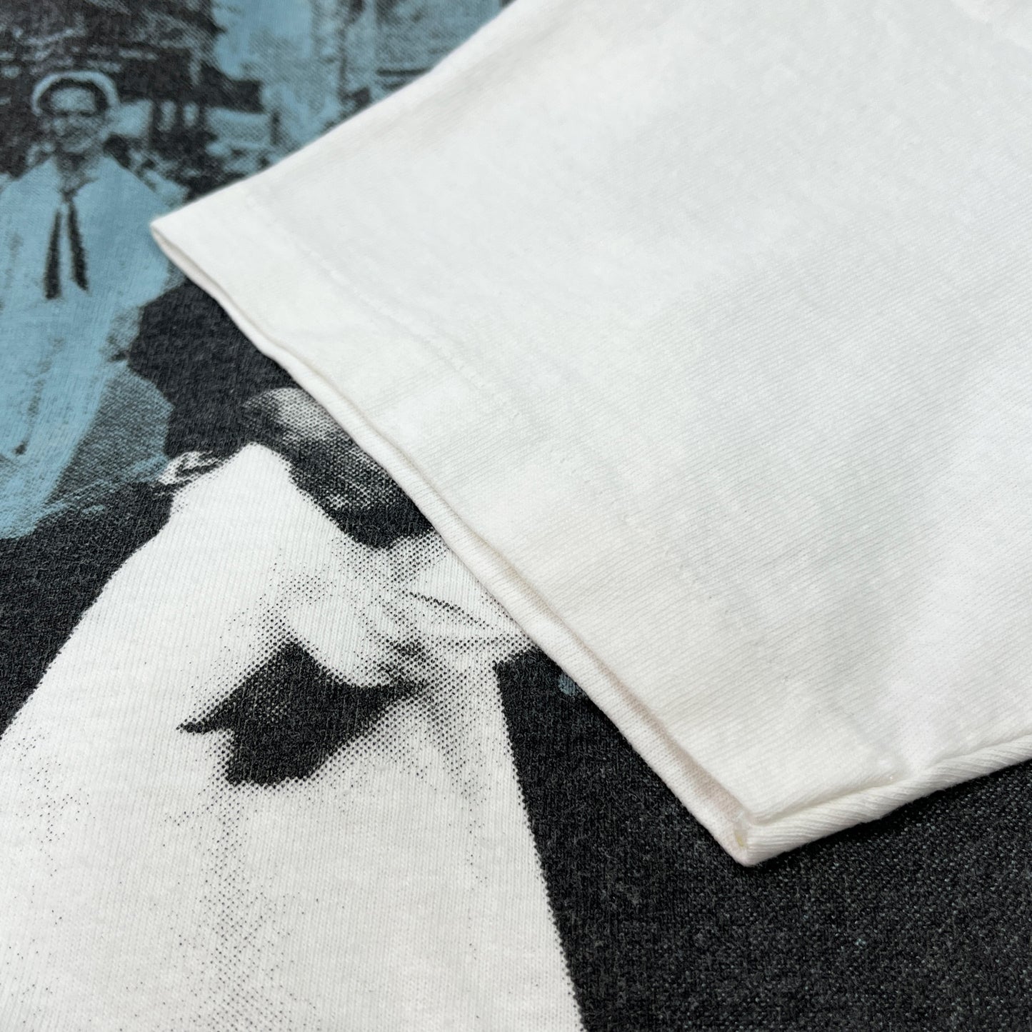 90's STANLEY DESANTIS "勝利のキス" Alfred Eisenstaedt T Size (L) レア！