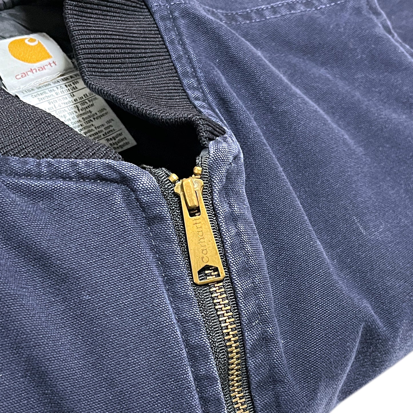 アメリカ製 Carhartt ダックベスト ネイビー Size (XXL) ビッグサイズ！