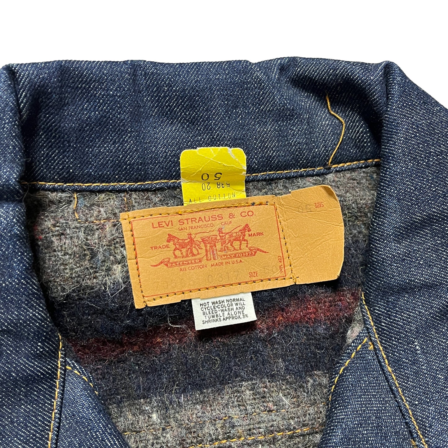 70s Levi's 70505 Small e ブランケット付き 50 Deadstock ディテール 2 ダークネイビー ボタン 縫い