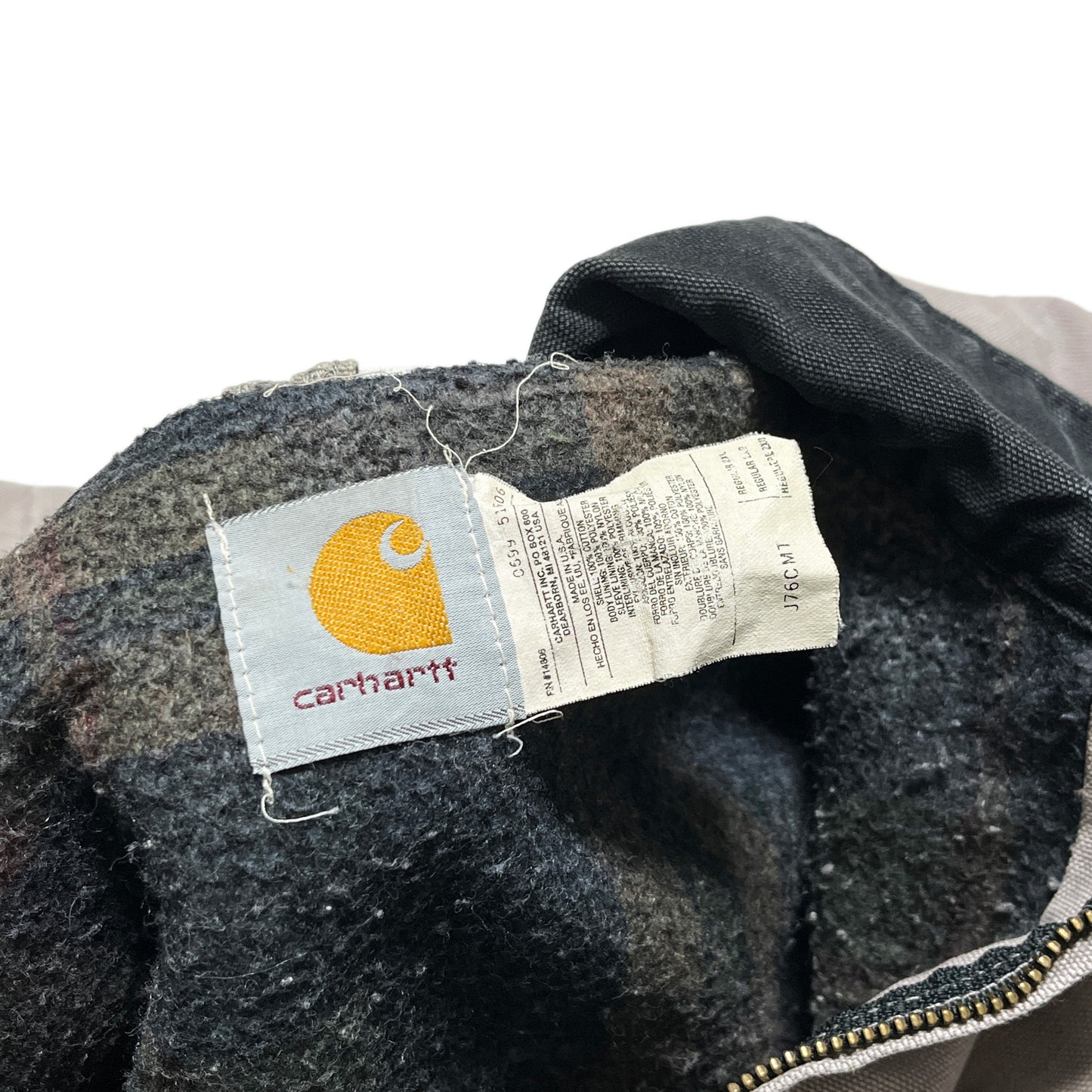 80s〜 Carhartt DETROIT JKT グレー レアカラー XXL ブランドタグ 2 グレーのジーンジャケットのタグ