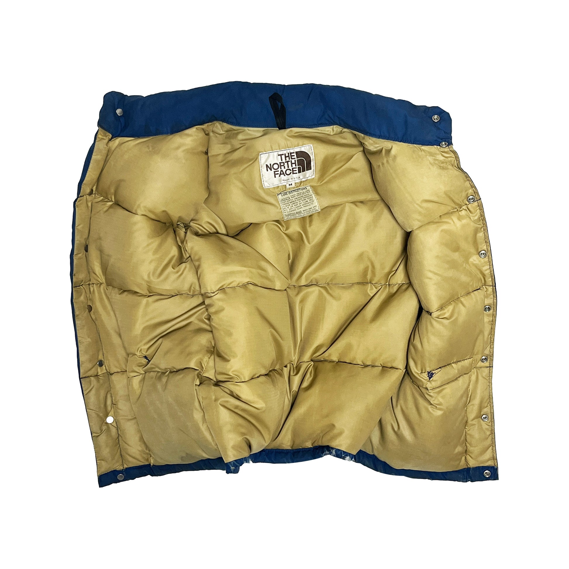 80s THE NORTH FACE Vest ブルー M ブランドタグ 1 内側のタグ THE NORTH FACE ロゴとサイズM