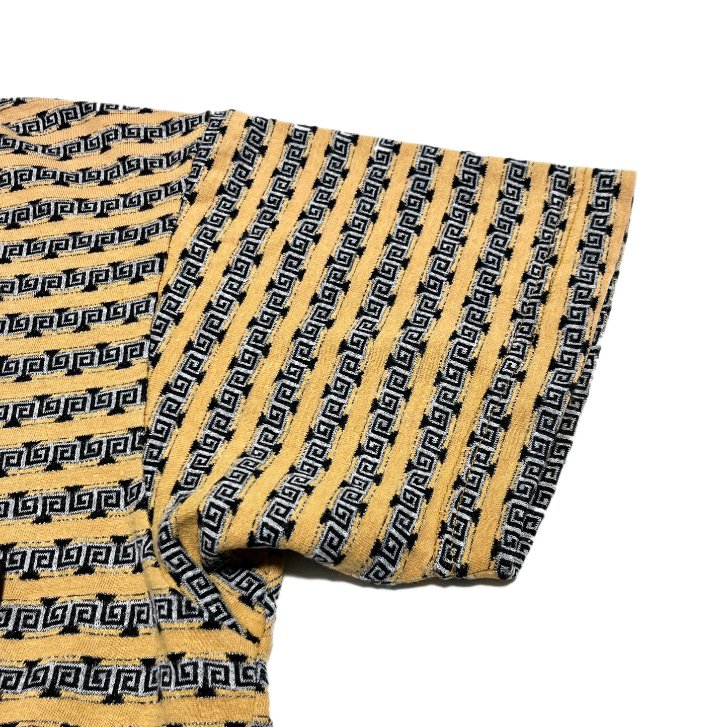 80s〜 Stussy TOM TOM Border Pocket T L ディテール 3 袖の裏面 Stussyロゴタグと黒のグリッドプリント