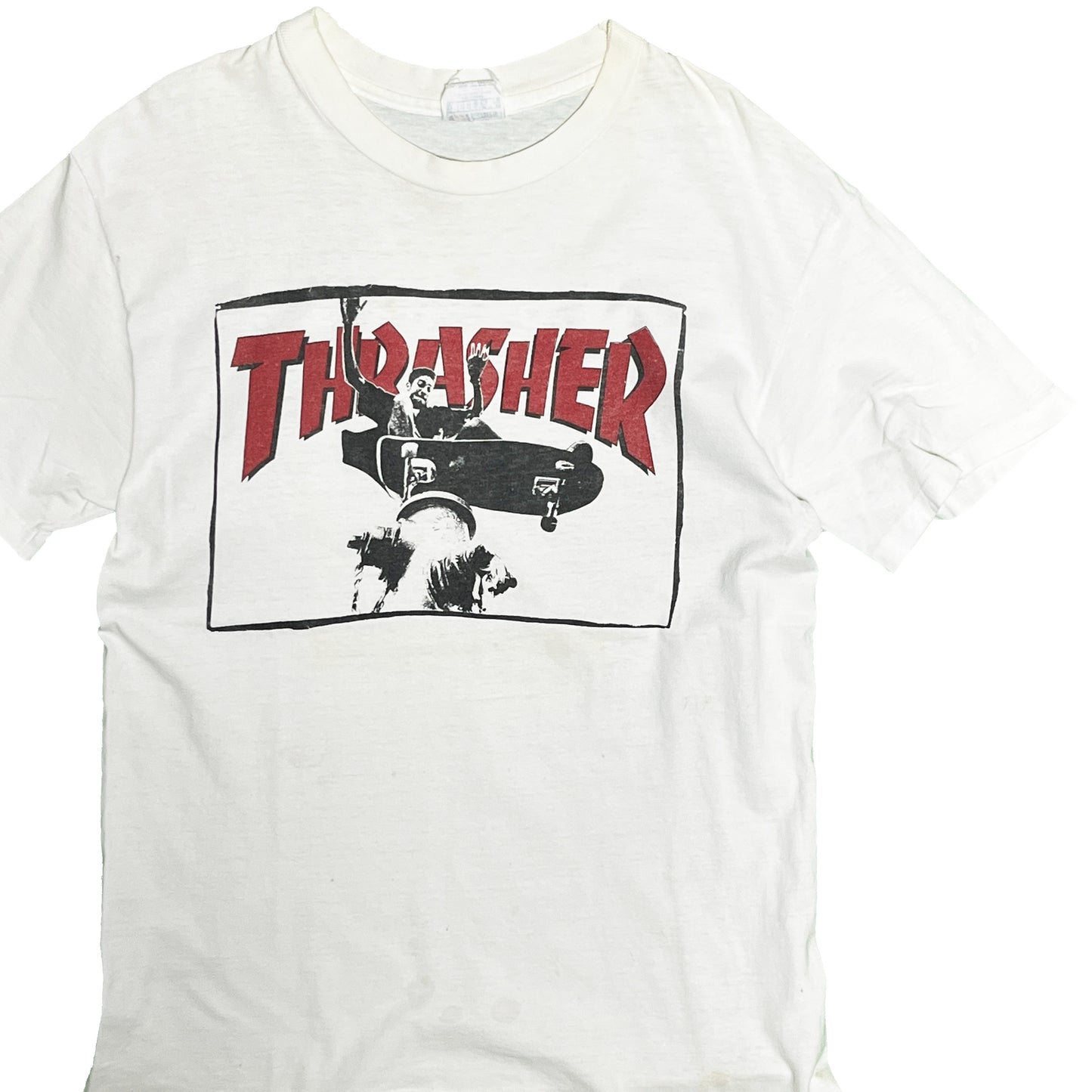 80s〜 Hanes THRASHER T M 平置き 1 白ベースにTHRASHERロゴプリント