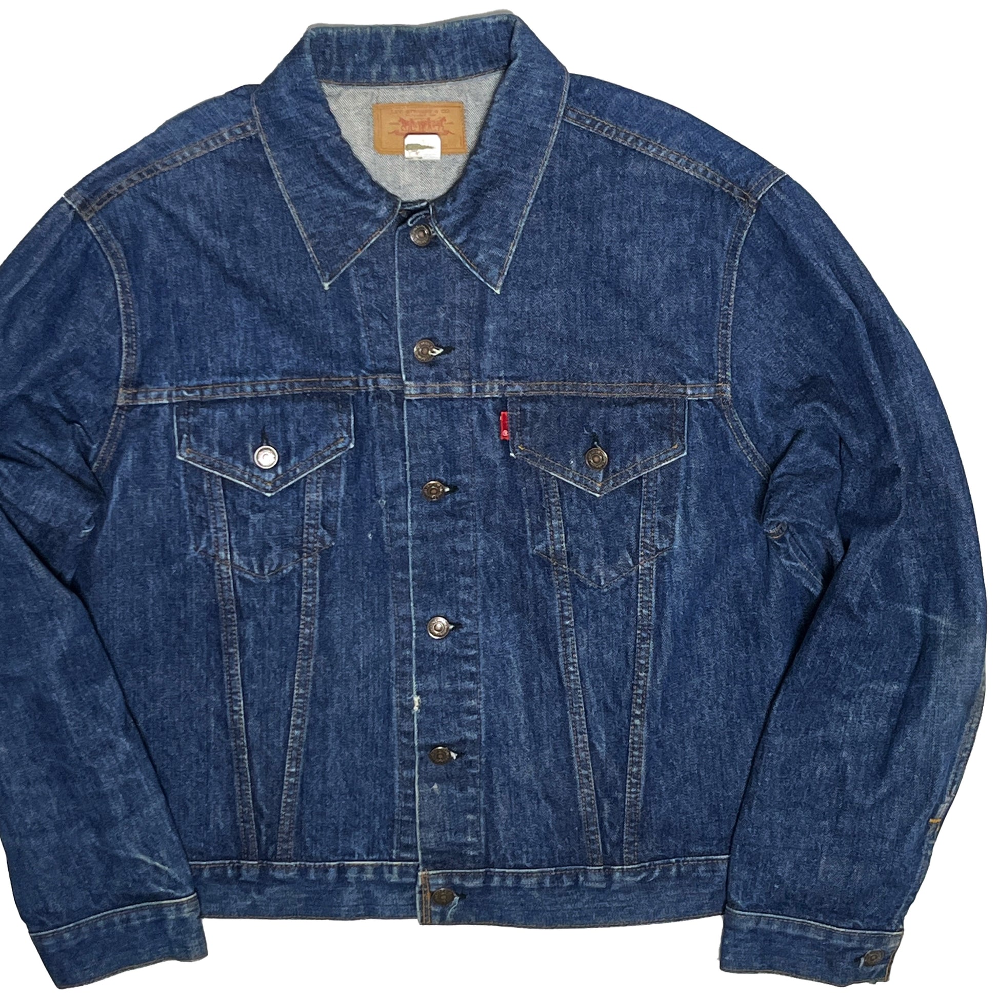 70s Levi's 70505 ®️タブ Denim JKT 50 ビッグサイズ 平置き 1 ダークブルーのジーンジャケット フロントポケット ボタン タ