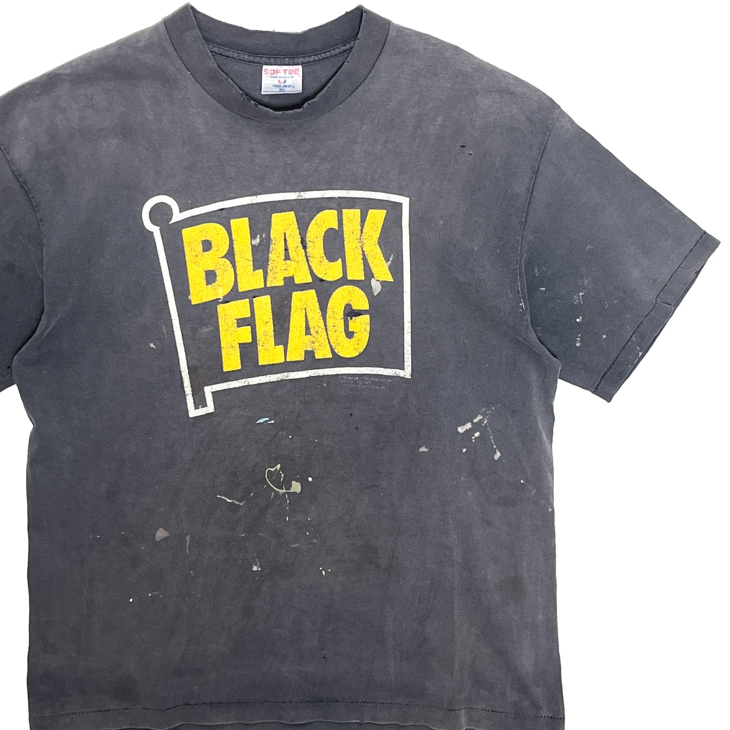 90s SOF Tee BLACK FLAG T 極上雰囲気 XL 平置き 1 グレーのTシャツ 'BLACK FLAG'の黄色いプリント