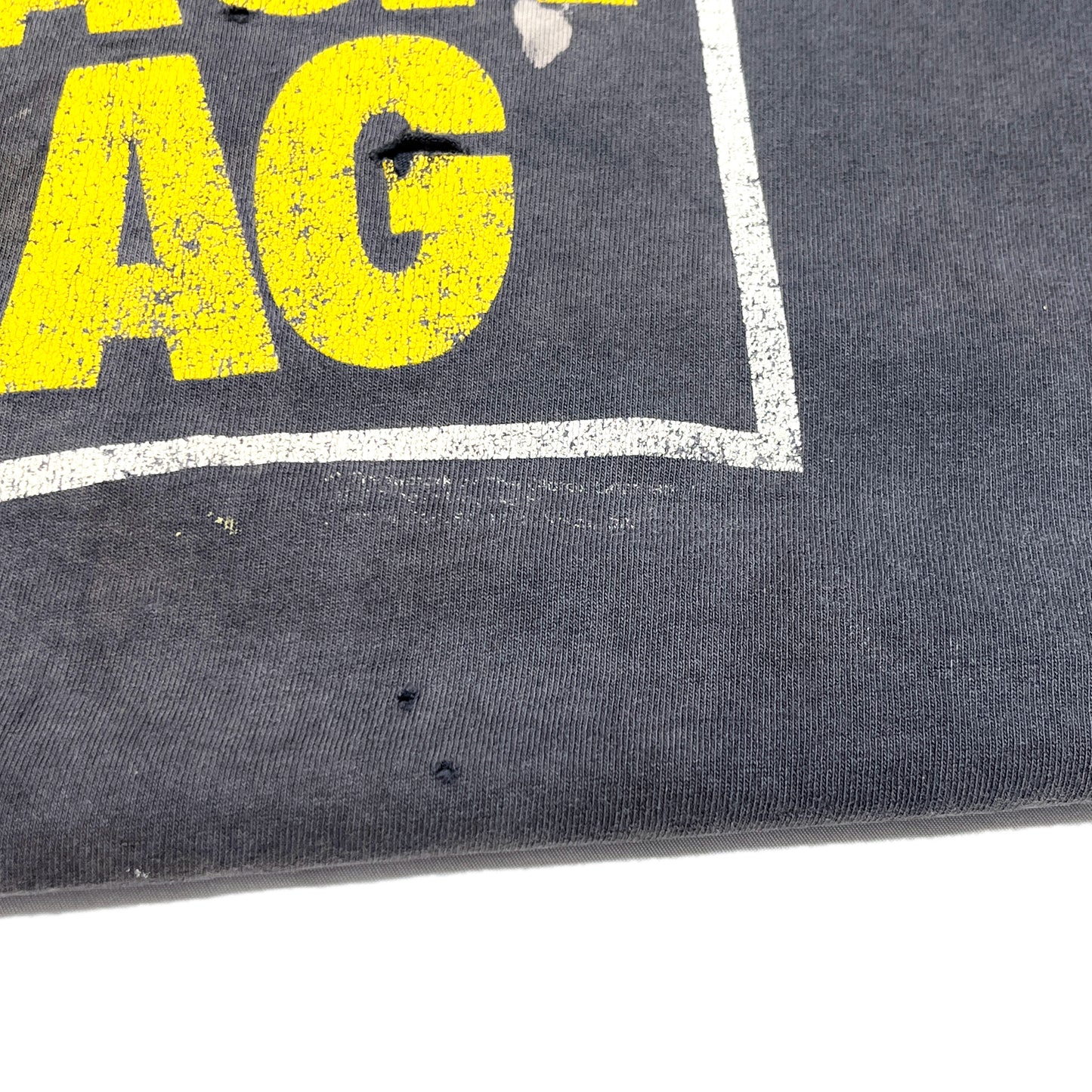 90s SOF Tee BLACK FLAG T 極上雰囲気 XL ディテール 2 'BLACK FLAG'のプリント拡大 白枠 汚れ