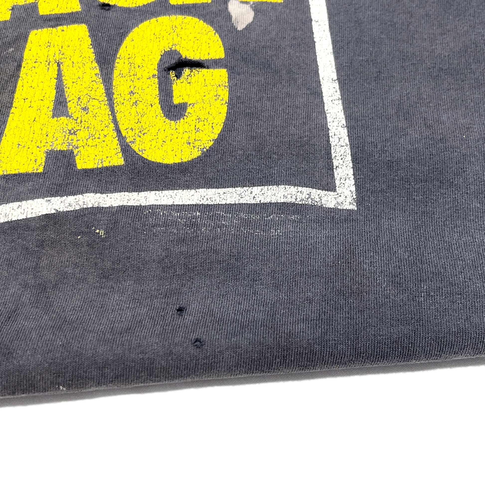 90s SOF Tee BLACK FLAG T 極上雰囲気 XL ディテール 2 'BLACK FLAG'のプリント拡大 白枠 汚れ