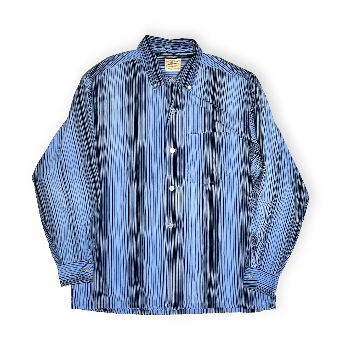60s National Cotton L/S ストライプ SH 3点留めボタンダウン L 平置き 2 全体的なストライプ柄のシャツ