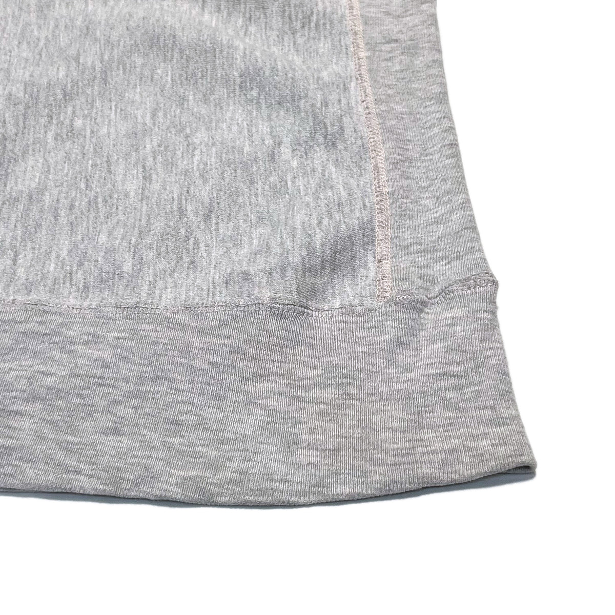 80's Champion R/W スクリプトロゴ Size (XL)位 イレギュラー？