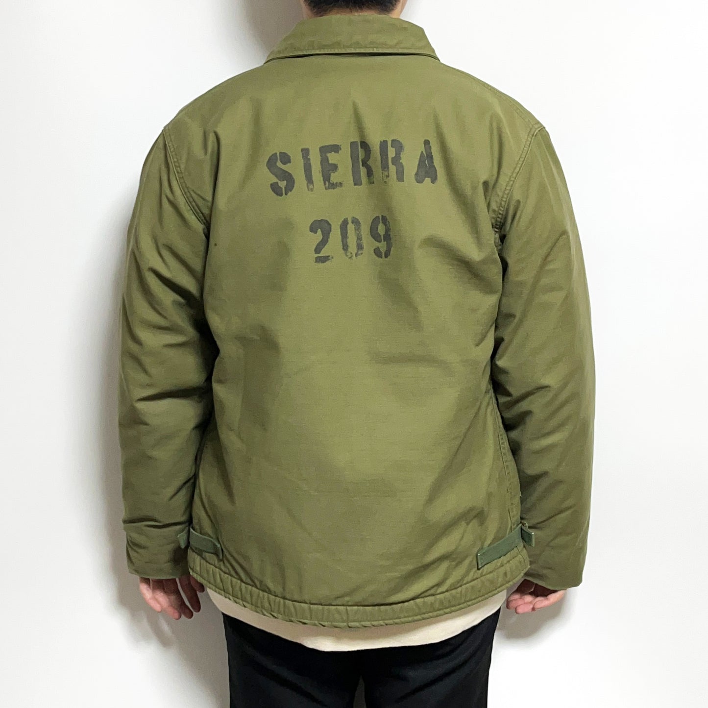 70's U.S.NAVY A-2 Deck JKT "SIERRA 209" ステンシル入り Size (M)