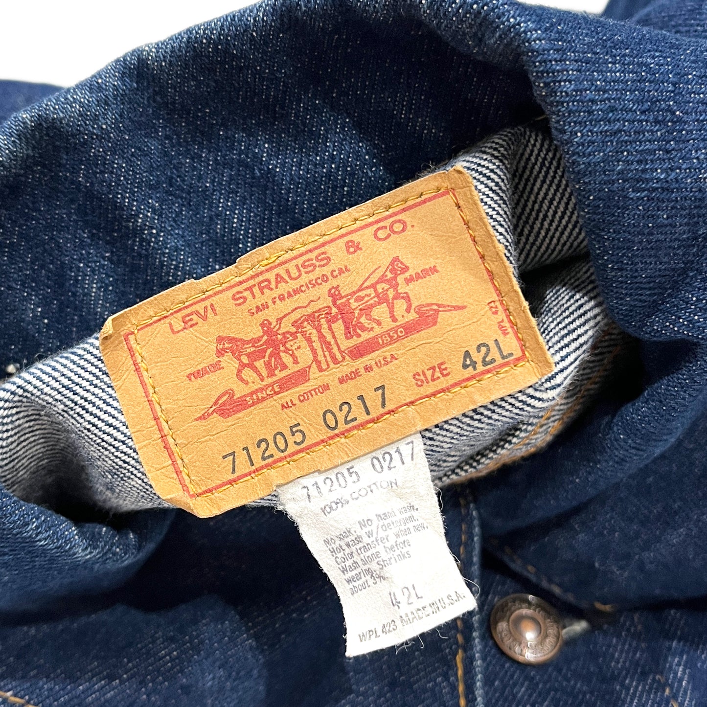 80's Levi's 71205 Denim JKT Size (42L)