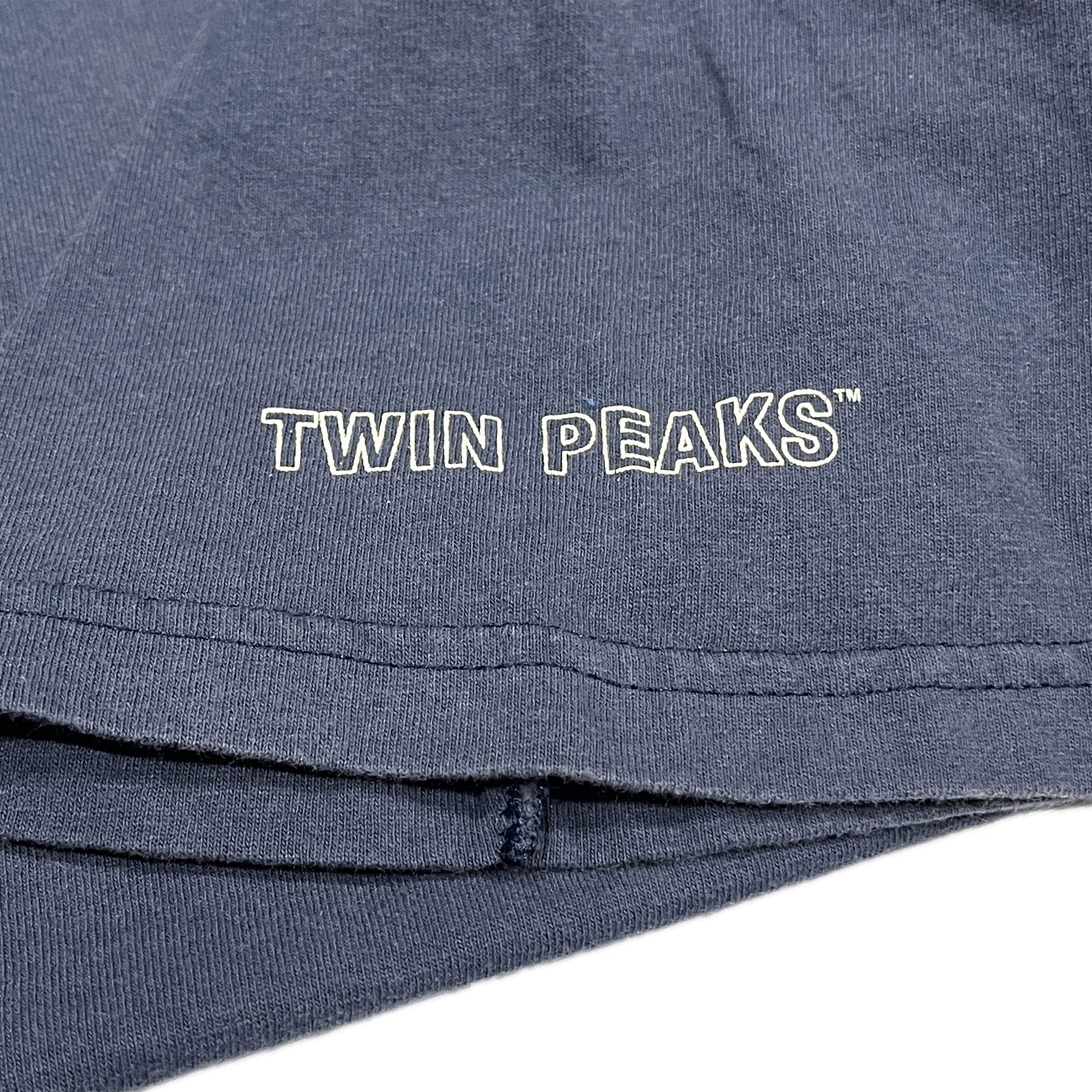 00's Gildan Twin Peaks T Size (L)