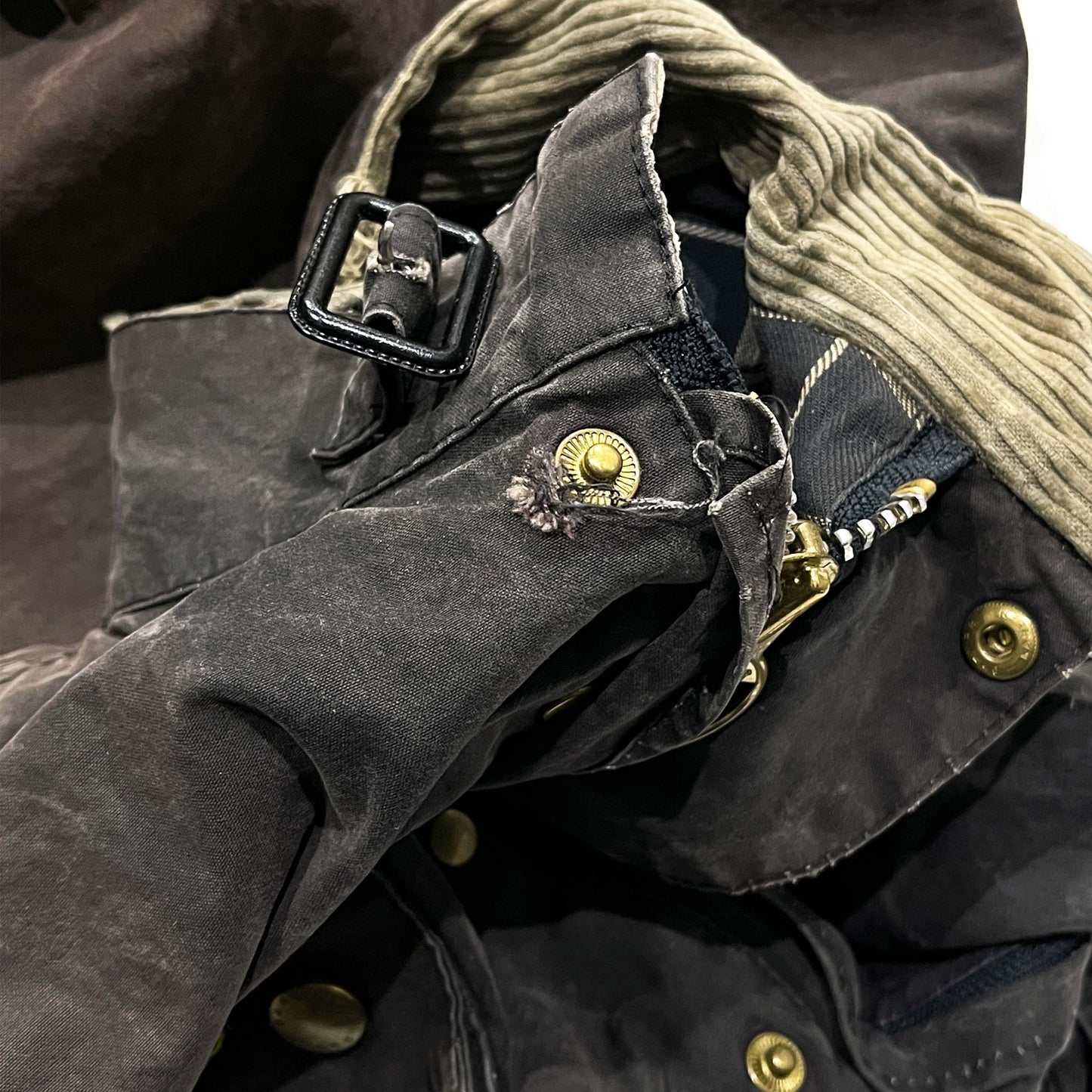 90's Barbour International Size (40)